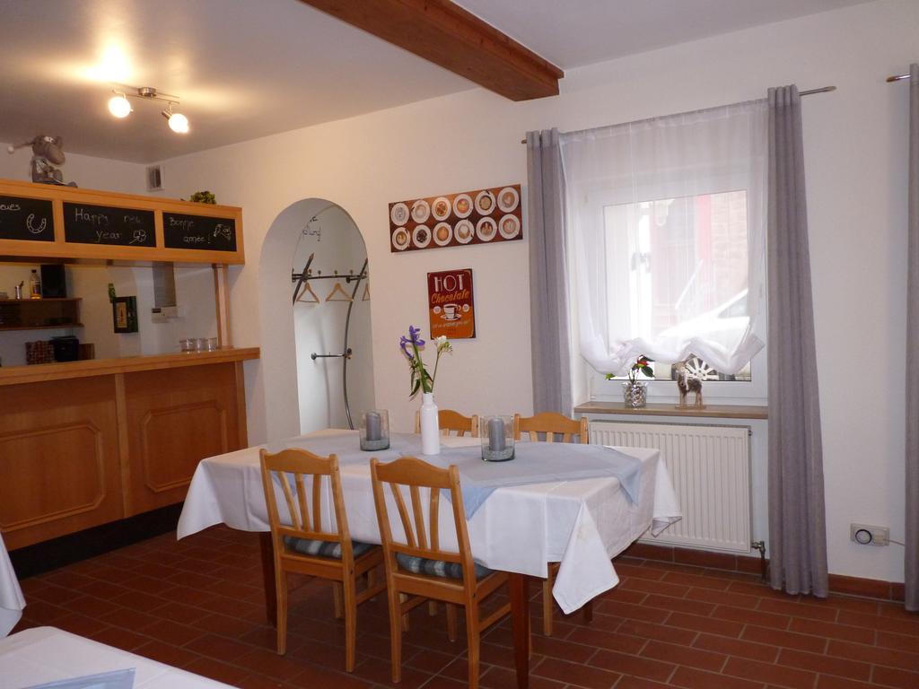 Gaestehaus Bacchus Wachenheim an der Weinstraße Exteriör bild